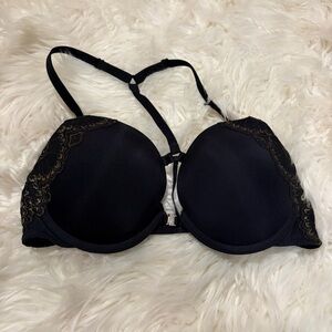 La Senza beyond sexy front clasp back with gold lace bra size 34C